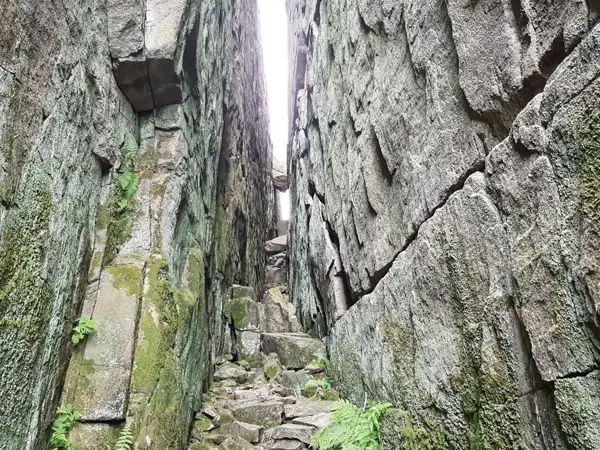 Bild 30 von 33