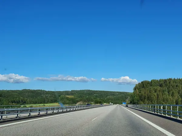 Bild 30 von 38