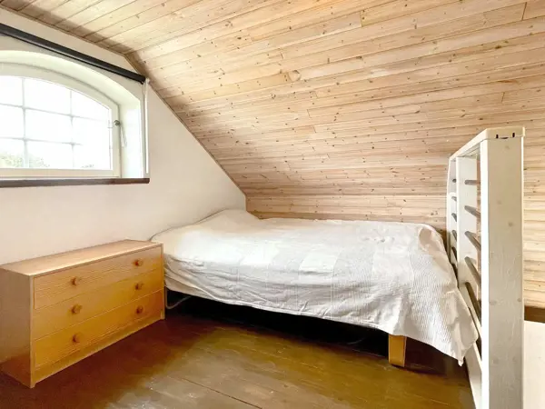 Bild 10 von 16