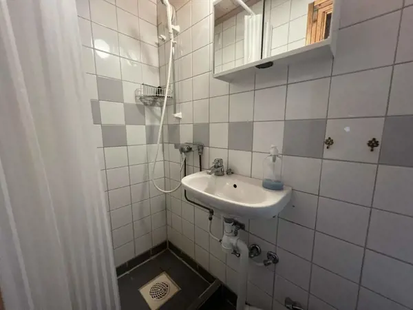 Bild 16 von 18