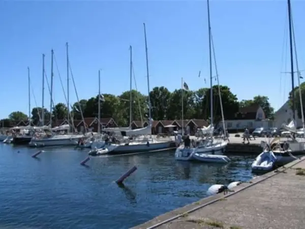 Bild 18 von 33