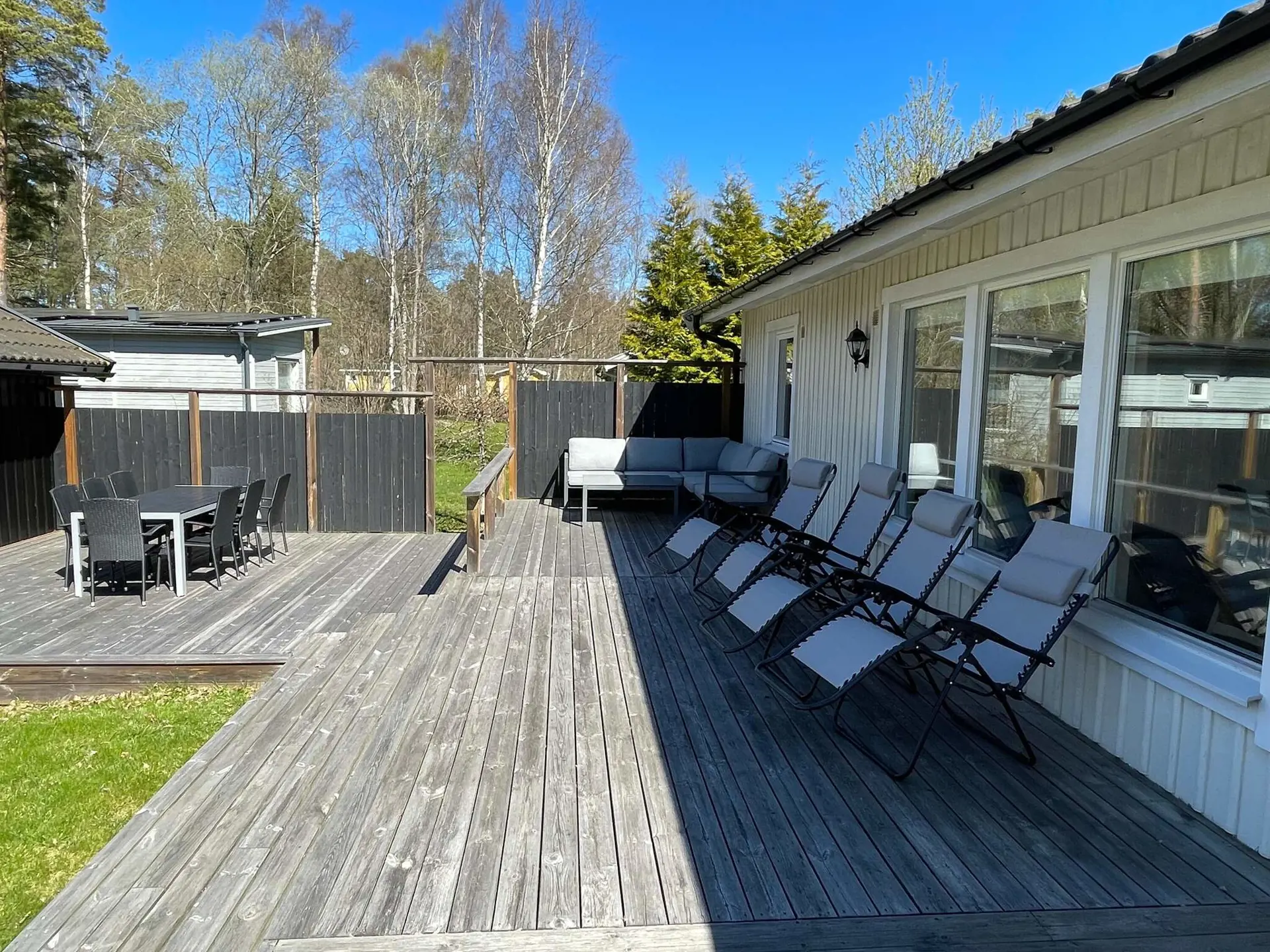 Bild 2 von 44