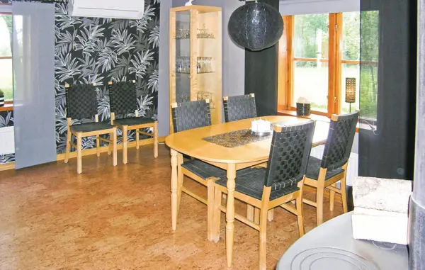 Bild 2 von 14