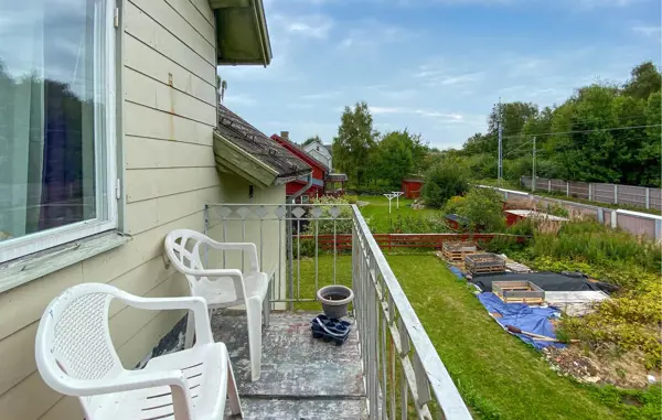 Bild 2 von 12