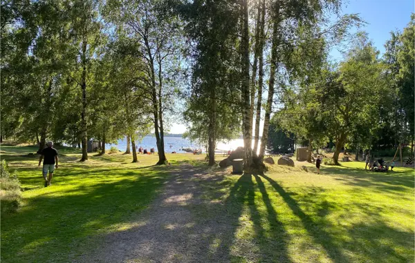 Bild 2 von 15